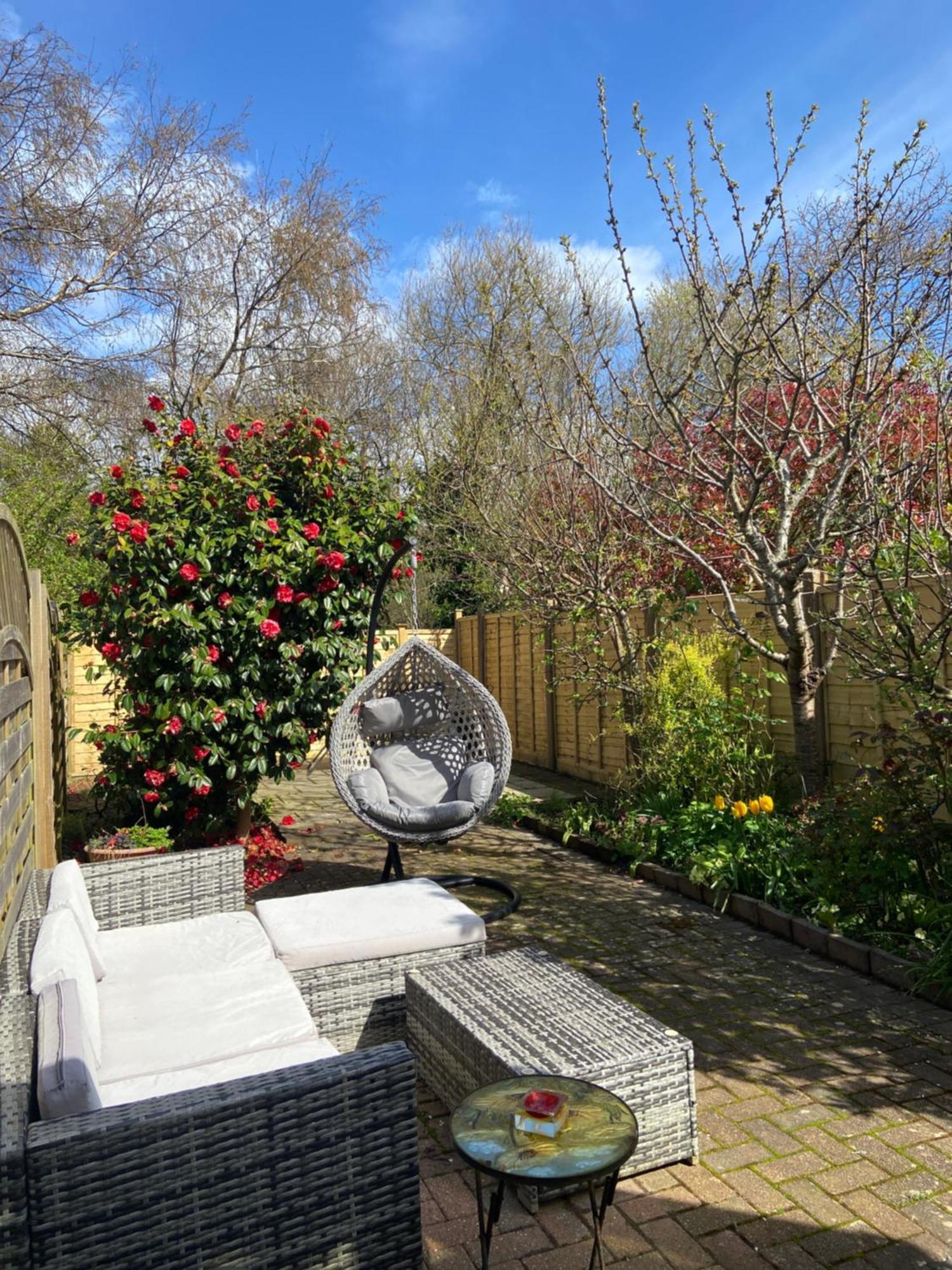 Beautiful Bexhill Cottage With Garden 3 Mins Walk To Beach Exterior photo